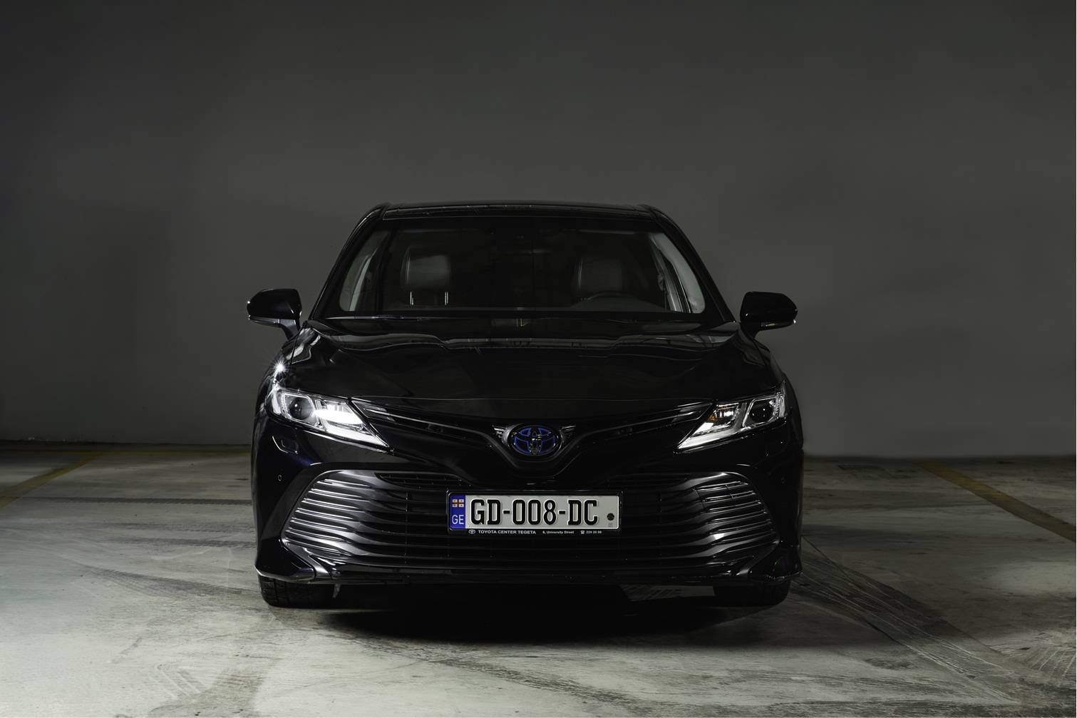 Toyota Camry thumbnail 2